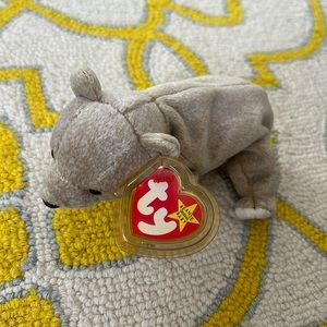 1999 Ty Beanie Babies ‘Almond’ Bear